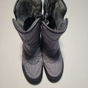 Women's Gray Winter Boots